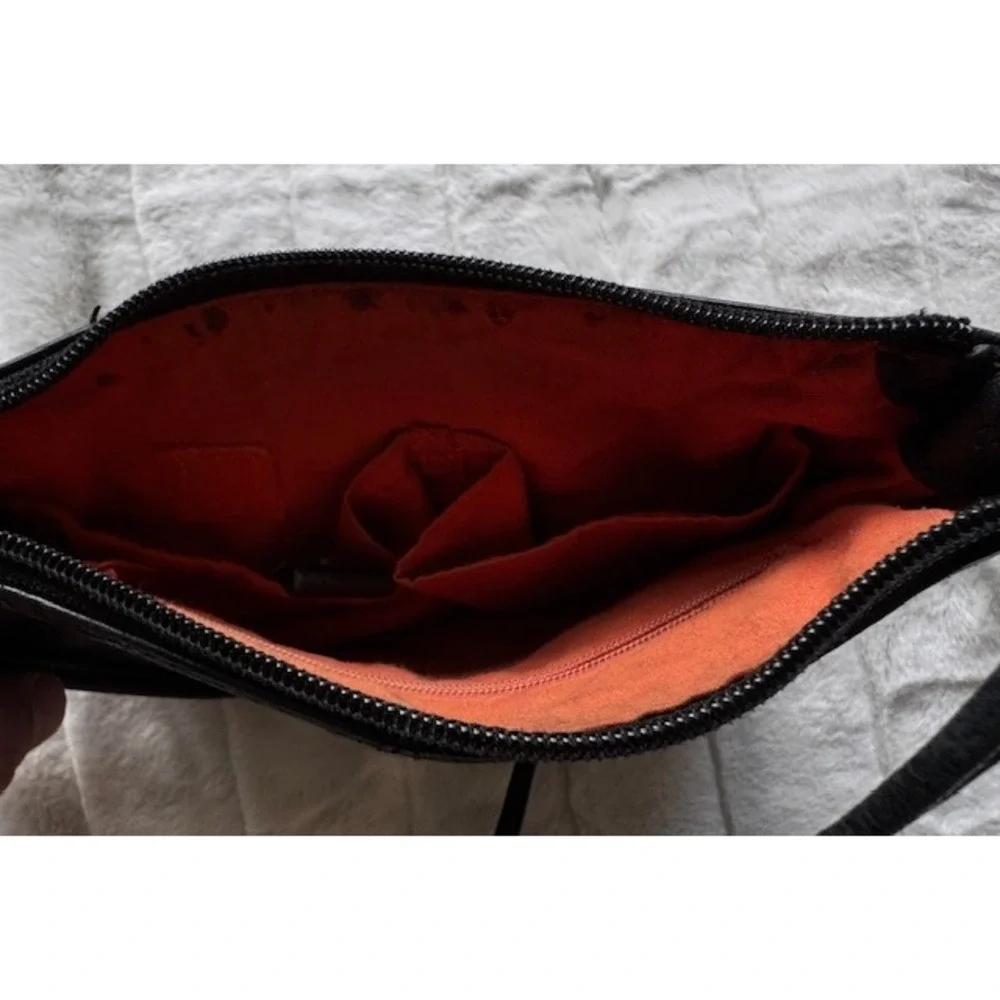 Stone Mountain Black Pebbled Leather Crossbody Bag Small Purse Orange Lining